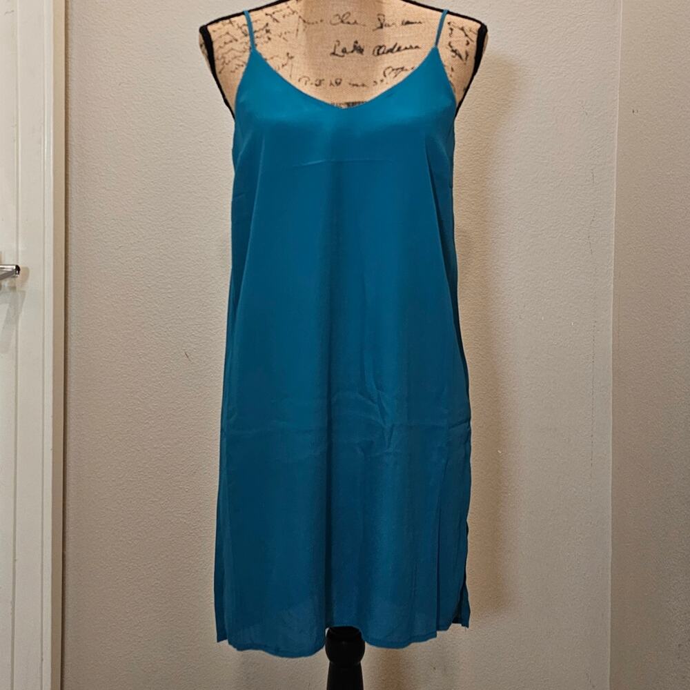 NWOT Meraki V-Neck Slip Dress Size Small